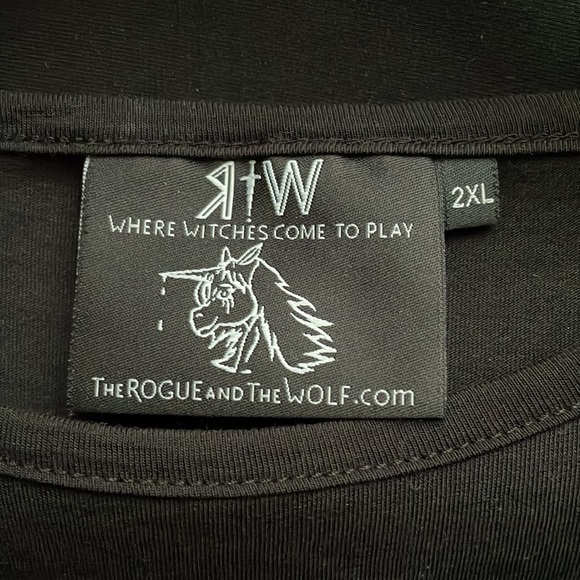 Batface tee from Rogue and Wolf - Picture 3 of 6